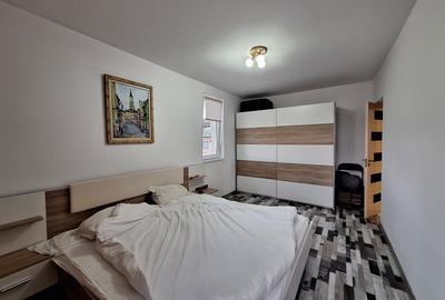 Apartament cu 3 camere semidecomandat, mobilat în Florești - 4