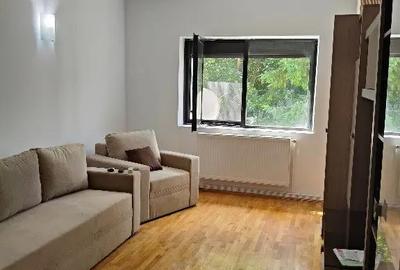 Apartament cu 3 camere decomandat în Eroilor
