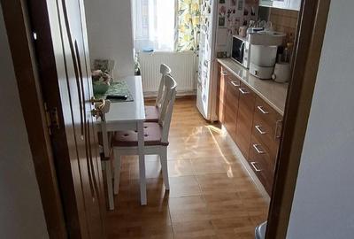 Apartament cu 3 camere decomandat în Central - 9