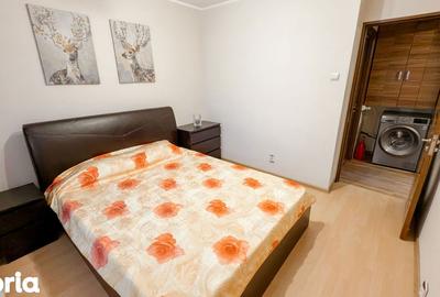 Apartament cu 3 camere în Micro 17 - 1