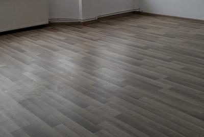 Casă individuală cu 6 camere cu Canalizare în Central - 10