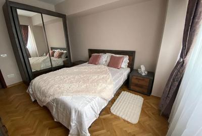 Apartament cu 3 camere decomandat în Titulescu - 7