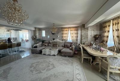 Penthouse ,4 camere , 177 mp , zona centrala ,Radauti - 2