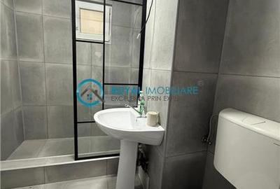 Apartament cu 4 camere decomandat în Republicii - 9