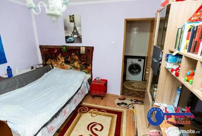 Apartament cu 3 camere decomandat în E3 - 3
