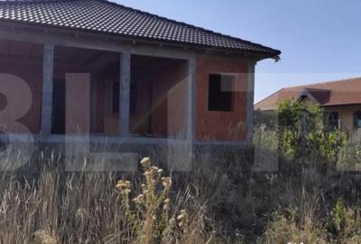 Casă cu 4 camere cu Teren 1657 Mp în Viile Satu Mare - 7