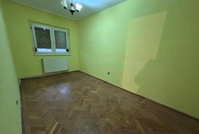 Apartament cu 3 camere decomandat în Școlilor - 2