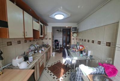 Apartament cu 3 camere semidecomandat, mobilat în Colentina - 4