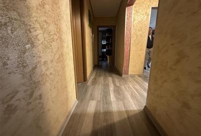 Decomandat la et 2/4 mobilat complet linga piata Doina - 12