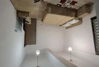 Apartament cu 2 camere decomandat în Universitate - 2