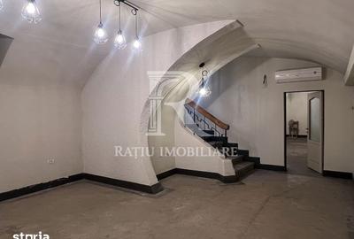 Spațiu comercial, de 404 mp, în Orașul Nou - 4