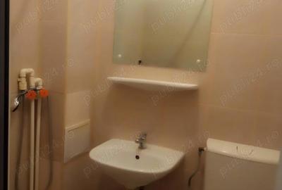 Garsonieră decomandată în Central - 2