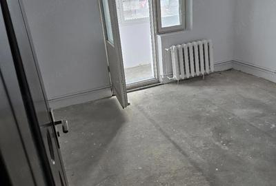 Apartament cu 3 camere decomandat în Central - 9