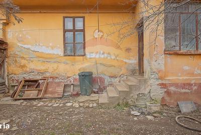 Teren de 500 mp, în Central - 4