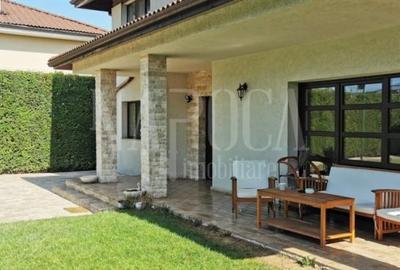 Casa 4 camere de vanzare in Floresti - 1