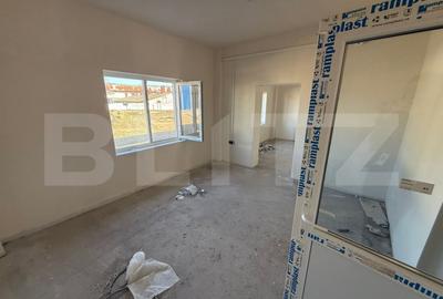 Spațiu comercial, de 700 mp, în Industrială - 8
