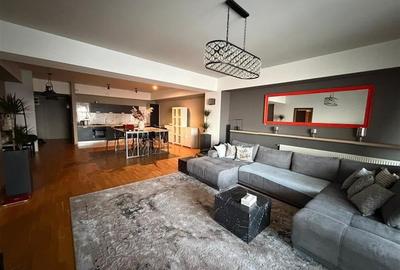 Apartament cu 2 camere semidecomandat, mobilat în Pipera