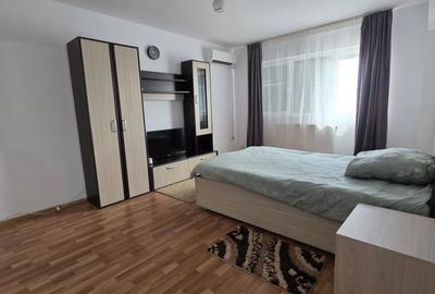 Apartament cu 3 camere decomandat în Central - 3
