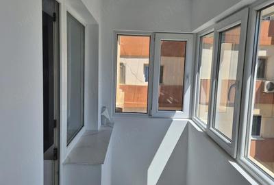 Apartament cu 3 camere semidecomandat în Central - 6