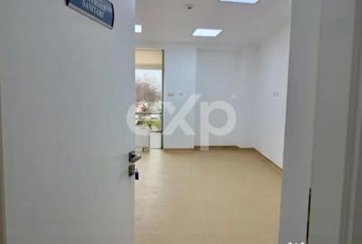 Spațiu comercial, de 22 mp, în Central - 7