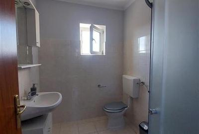Apartament 2 camere, in apropiere de Spitalul Judetean, bloc nou - 7