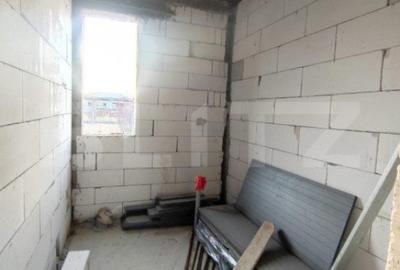 Casă cu 4 camere cu Teren 423 Mp în Podari - 4