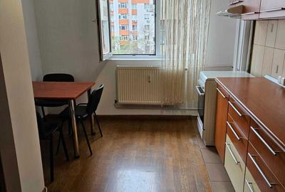 Apartament cu 3 camere decomandat în Nanov - 5