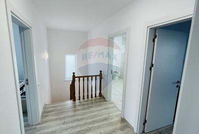 Casă individuală cu 4 camere cu Teren 297 Mp în Cristian - 25