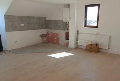 Apartament cu 2 camere decomandat în Central - 3