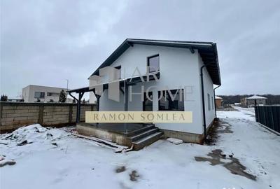 Casă cu 3 camere cu Teren 400 Mp în Păulești - 2