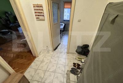 Apartament 2 camere semi decomandat - 1