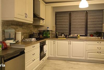 Apartament cu 3 camere în Luna - 7