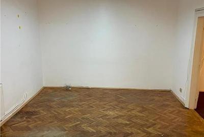 Casa 90 MP | Zona N.Titulescu |  Pretabil BIROU | curte - 3