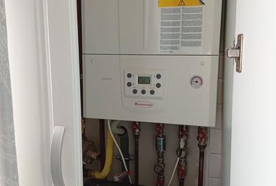 Apartament cu 3 camere semidecomandat în Central - 4