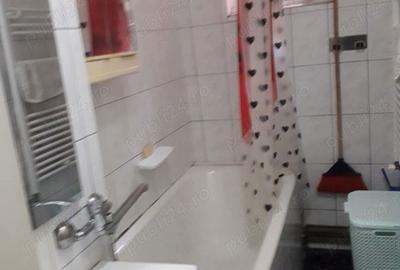 Garsonieră decomandată în Central - 2