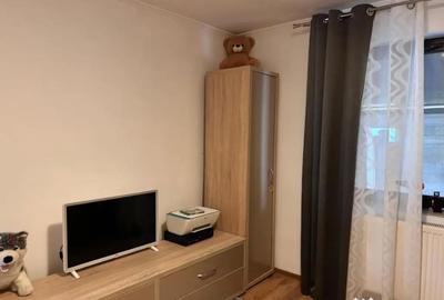 Casă cu 5 camere cu Teren 2401 Mp în Priboieni - 1