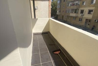 Apartament cu 2 camere decomandat în Sărata