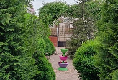 Casă cu 5 camere cu Teren 365 Mp în Zona Industrială - 8