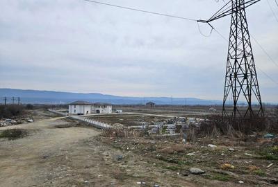 Teren de 3348 mp, în Troian - 5