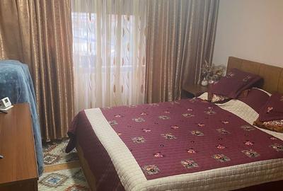 Apartament cu 2 camere decomandat în Km 5 - 6
