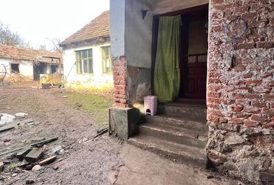 Casă cu 4 camere semidecomandat în Lalașinț - 3
