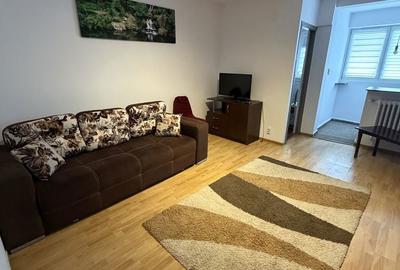 Garsonieră decomandată în Micro 3 - 15