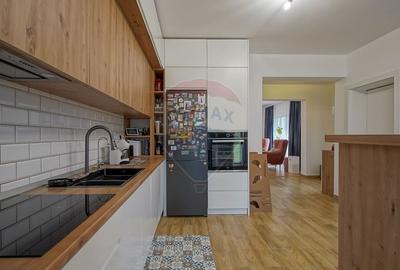 Casa individuala de vanzare in Harman - moderna, spatioasa si complet - 16