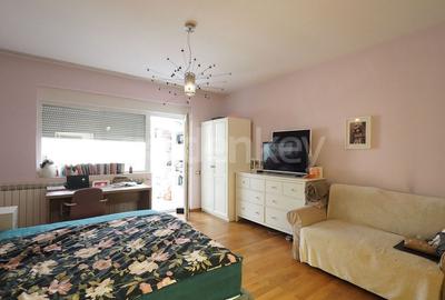 Apartament spatios cu 4 camere, 3 bai | 250mpc | 2 garaje - 13