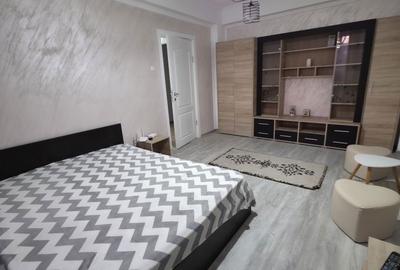 Garsonieră decomandată în Central - 3