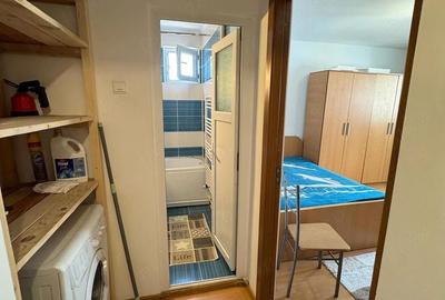 Garsonieră decomandată în Micro 20 - 4