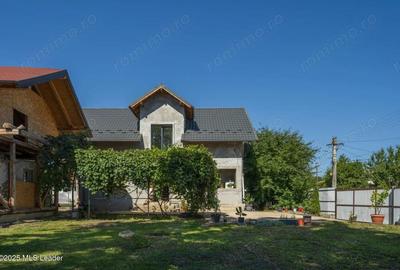 Casă cu Canalizare în Măneciu - 2