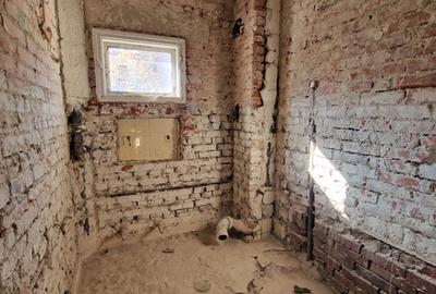 Casă individuală cu 4 camere cu Canalizare în Vatra Luminoasă - 12