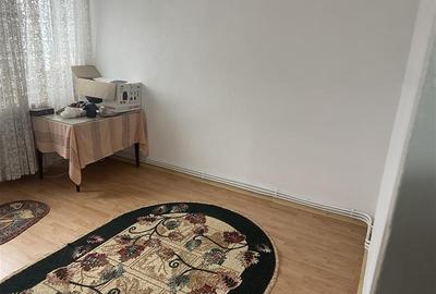 Apartament cu 3 camere nedecomandat în Gară - 2