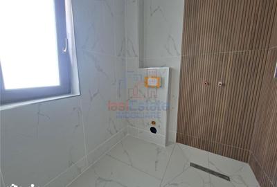 Casă cu 4 camere cu Teren 260 Mp în Podu Roș - 5